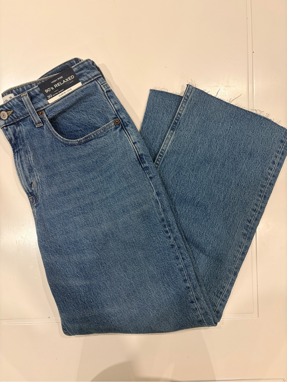NWT Abercrombie Curve Love High Rise 90s Relaxed Jeans Size 30 Extra Short